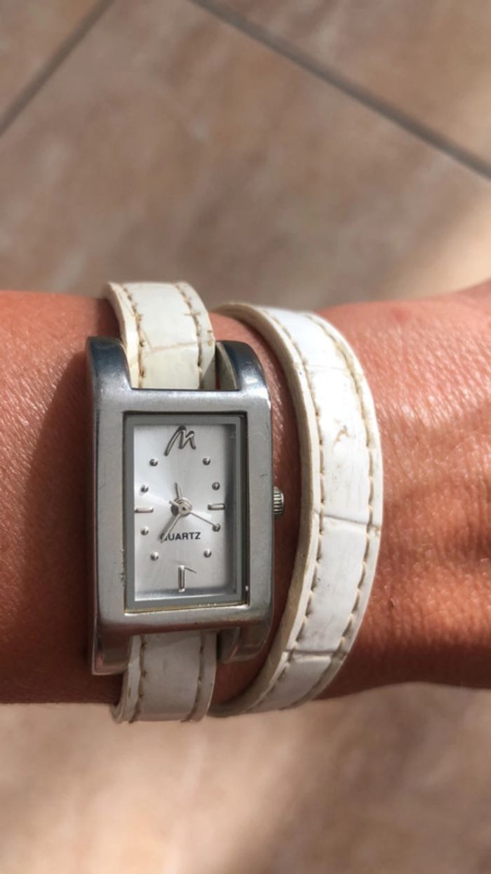 Montre bracelet - photo numéro 3