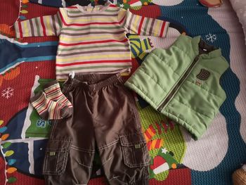 Ensemble 4 pièces 6 mois