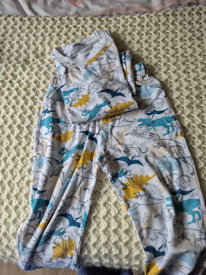 Pyjama - photo numéro 2