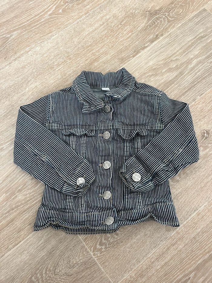 Veste en jean à rayures bleu marine et blanche zeeman 2ans