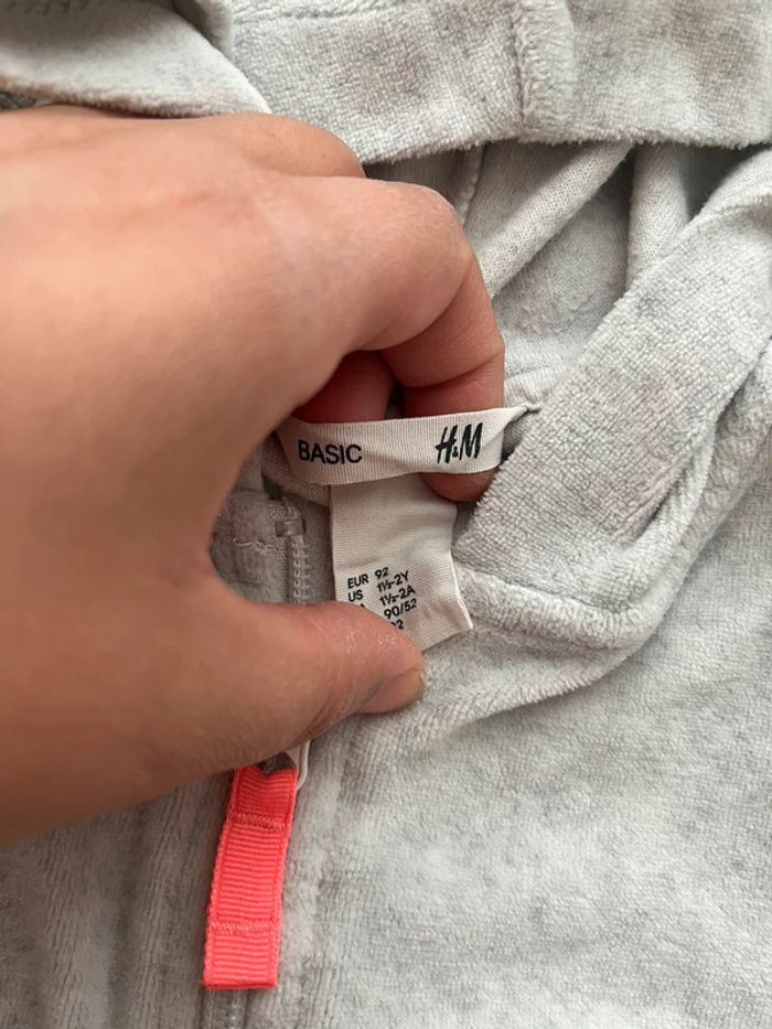 Ensemble gris en velour 18/24 mois H&M - photo numéro 4