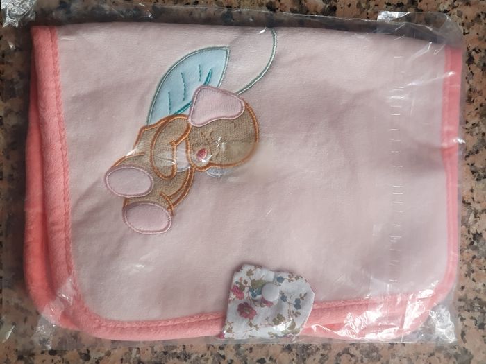 Protège carnet de santé