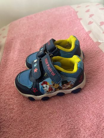 Chaussures baskets pat patrouille pointure : 19