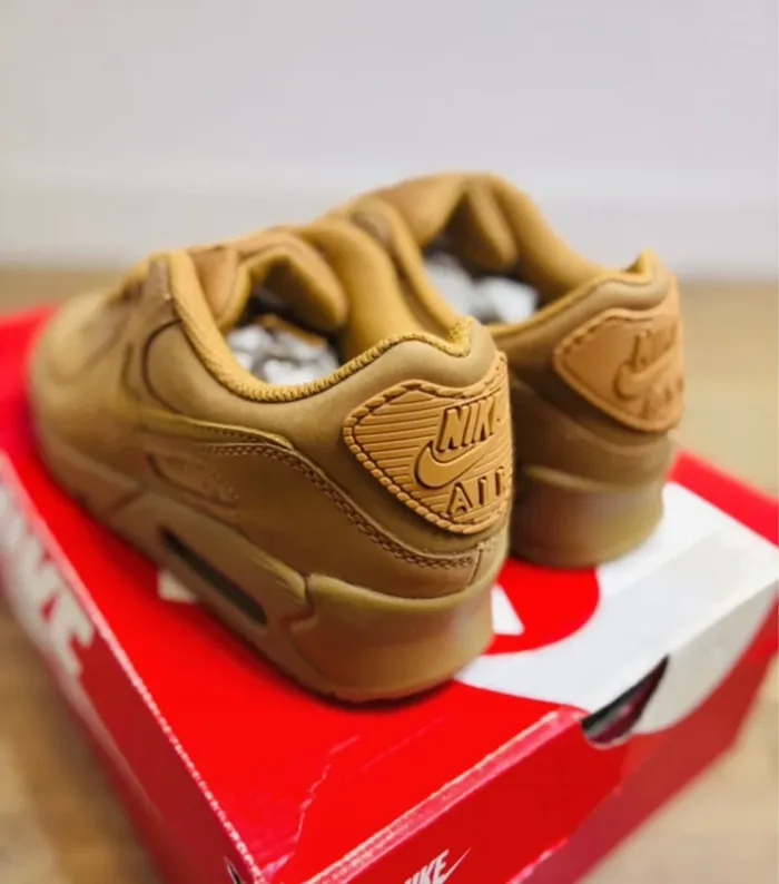 Nike Air Max 90 PRM Flax Caramel Camel Taille 38.5 - photo numéro 4