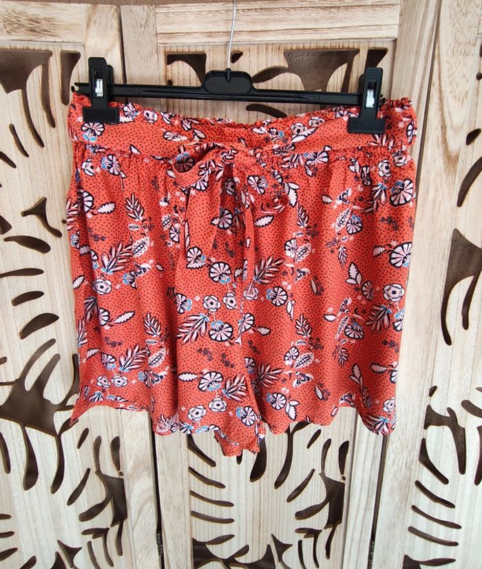 Short fluide et léger imprimé, ceinture Taille 44 LH