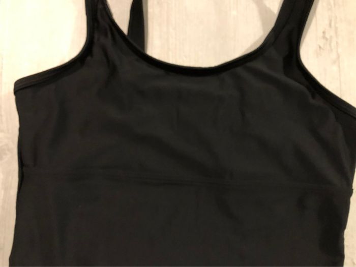 Maillot de bain noir T 40 NEUF - photo numéro 7