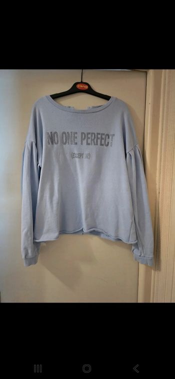 Sweat bleu