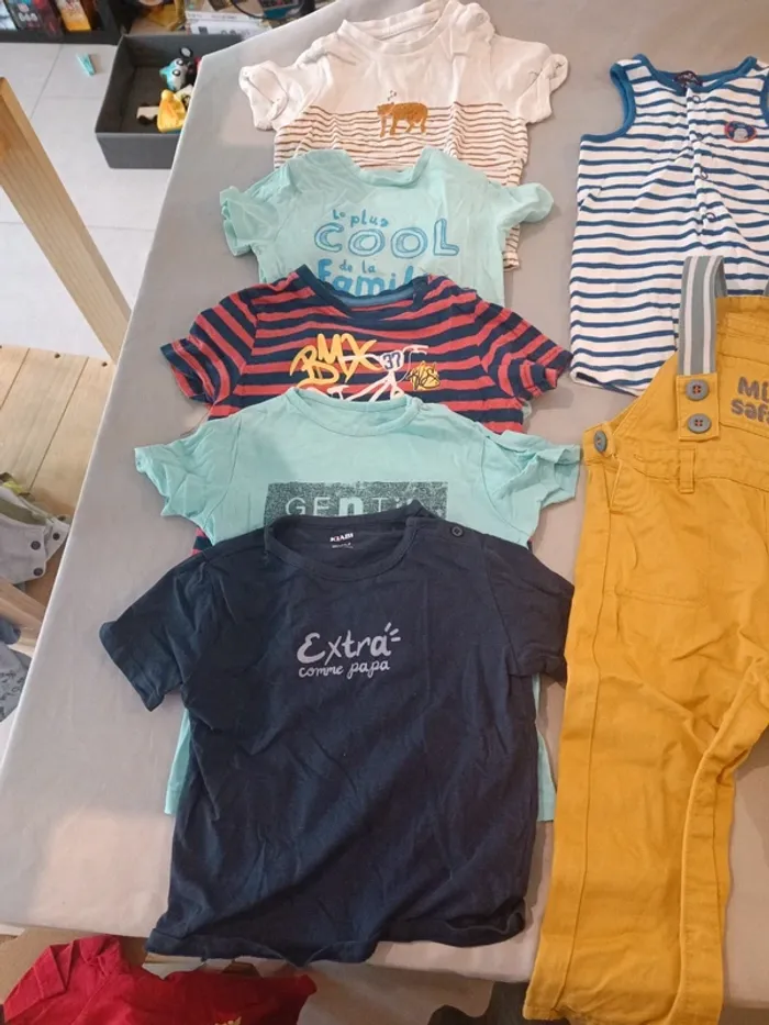 Lot de vêtements 18/24 mois