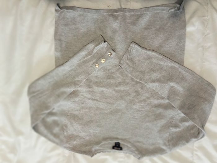 Pull gris