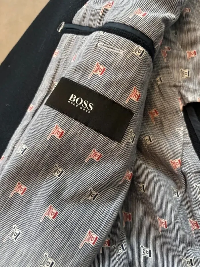 Veste noire en laine T50 Hugo Boss - photo numéro 9