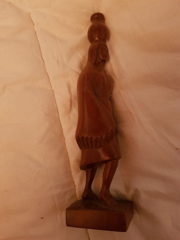 Statuette en bois vintage - photo numéro 4