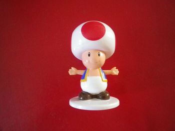 FIGURINE