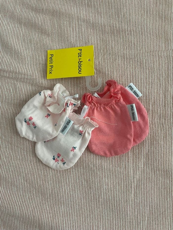 2 paires de moufles naissance