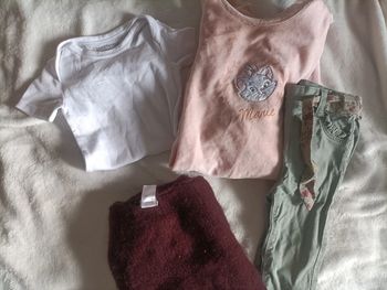 Lot fille 9-12 mois – Style et douceur
