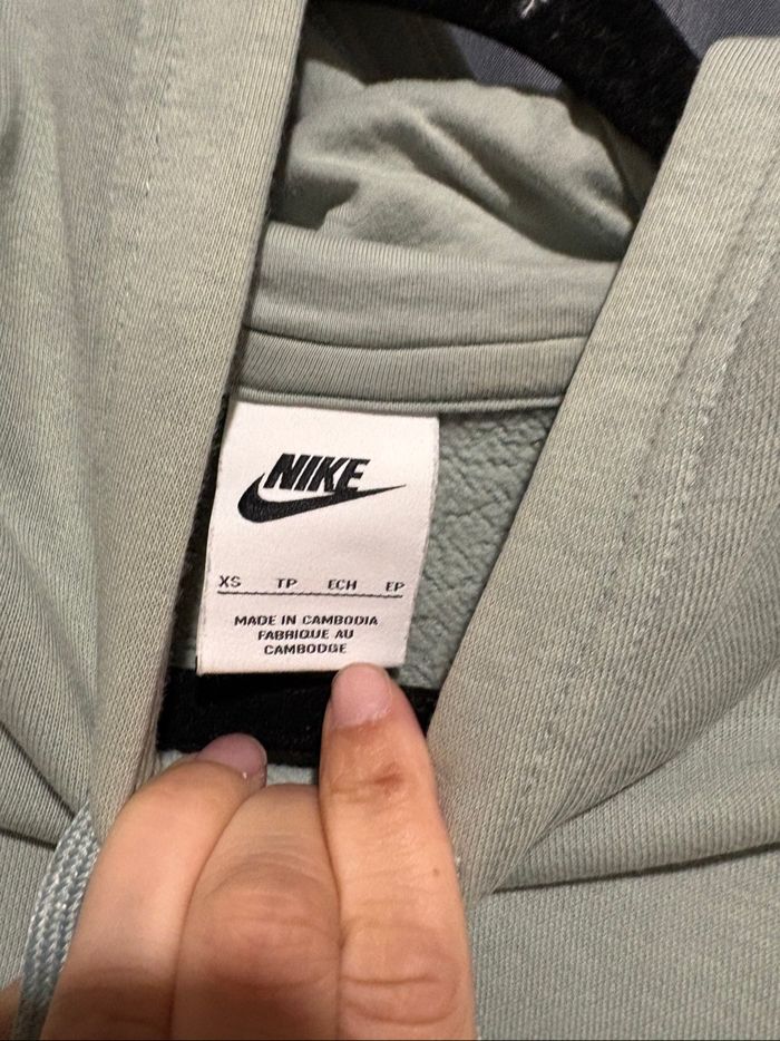 Sweat à capuche Nike - photo numéro 4