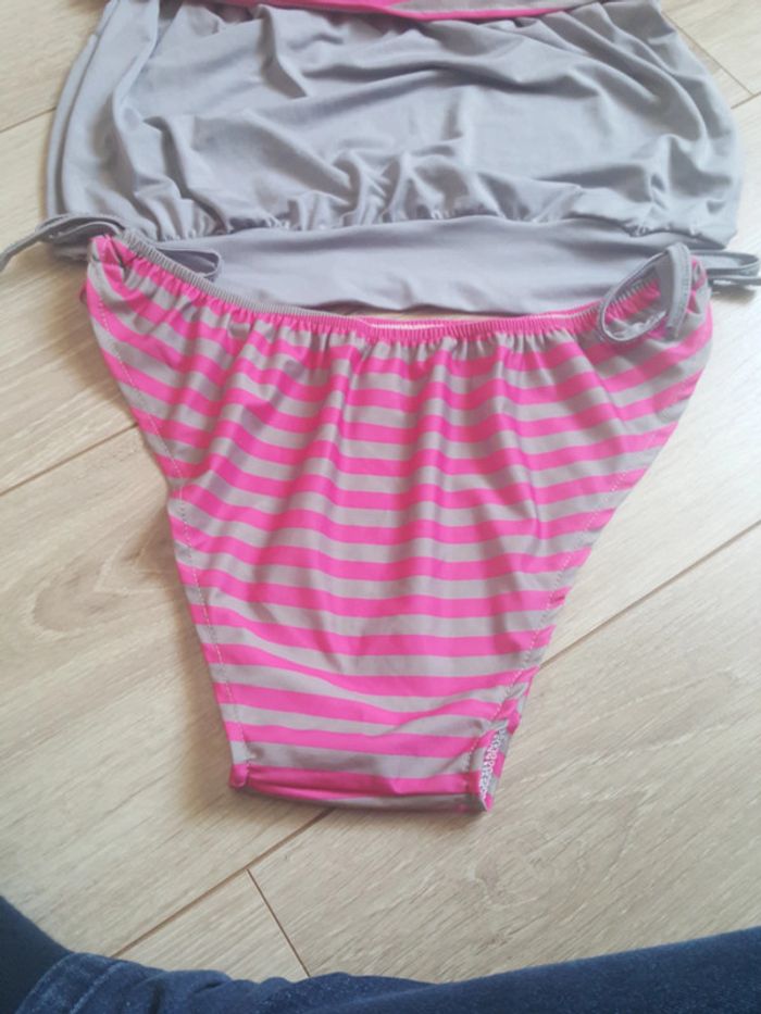 maillot de bain 2 pièces taille M - photo numéro 2
