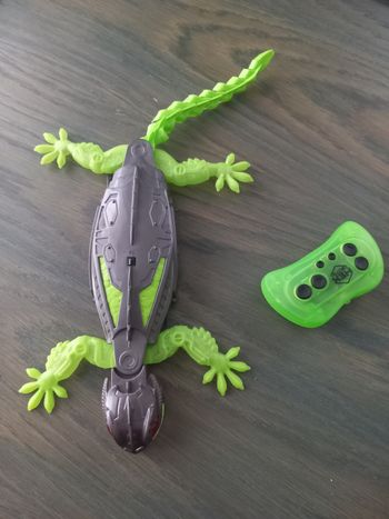 Spin Master gecko lexibook rampant sur les murs