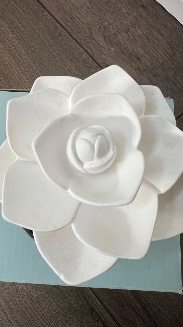 Diffuseur de senteur fleur blanche Partylite - photo numéro 3