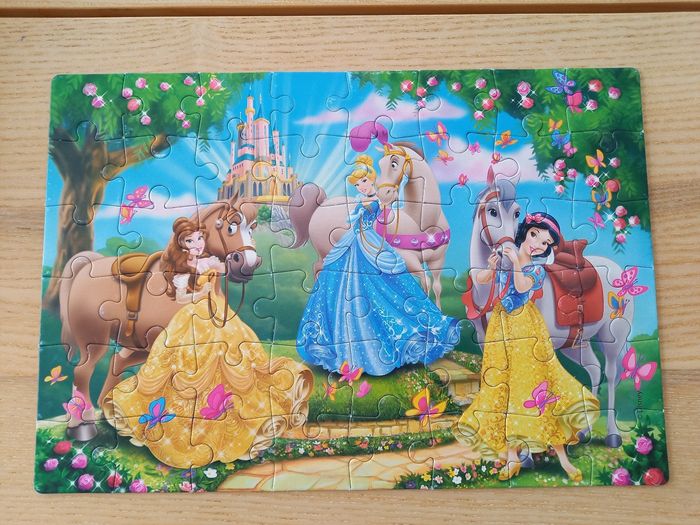 Puzzle Princesses Disney - photo numéro 2
