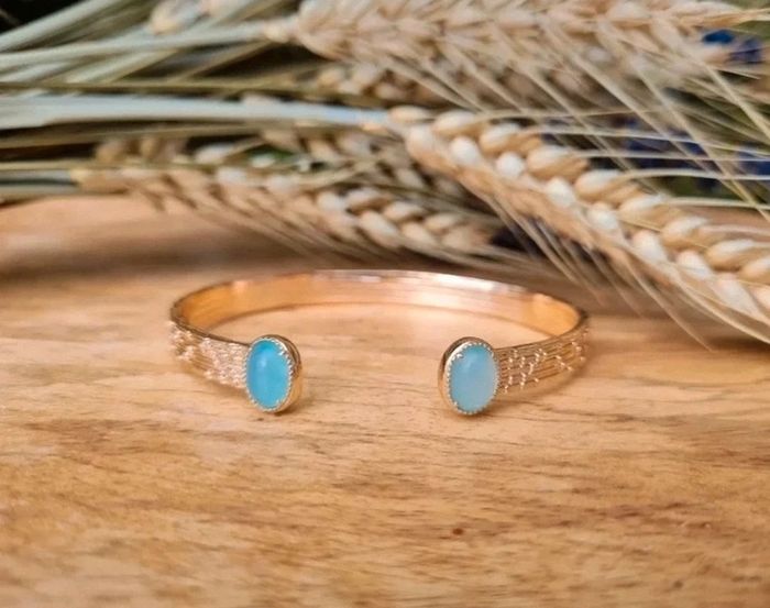 Bracelet Jonc plaqué or et agate bleue lithothérapie - photo numéro 4