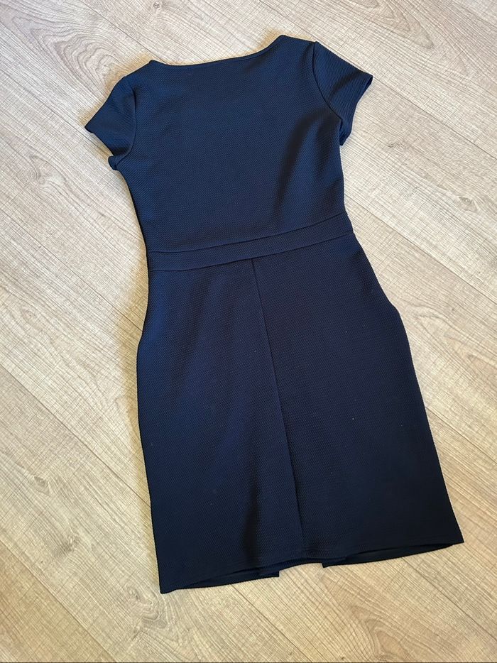 Robe noire à manches courtes Morgan taille 34 jamais portée - photo numéro 8