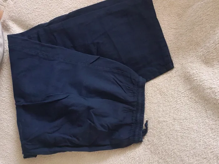 Lot de 2 pantalon /pantacourt bleu marine T XL - photo numéro 4