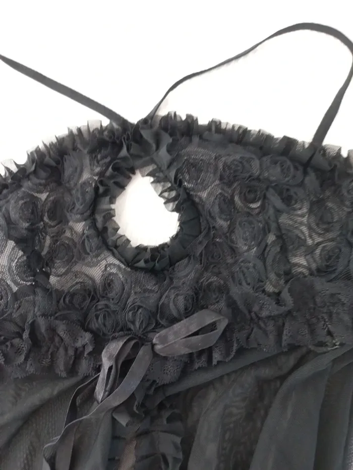 Nuisette en tulle et dentelle taille L - photo numéro 8