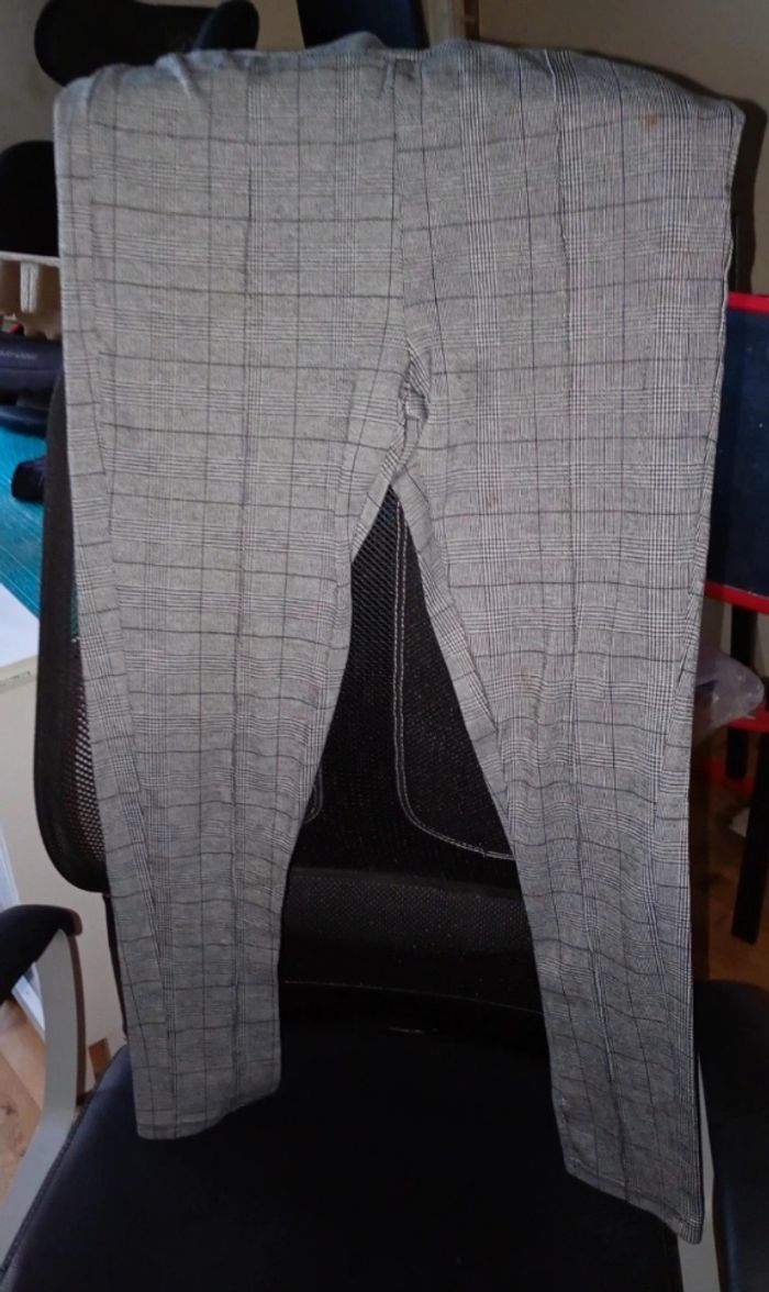 Pantalon - photo numéro 1