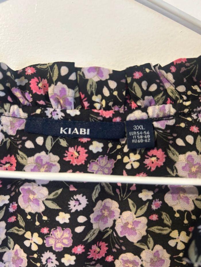 Blouse fleuries - photo numéro 2