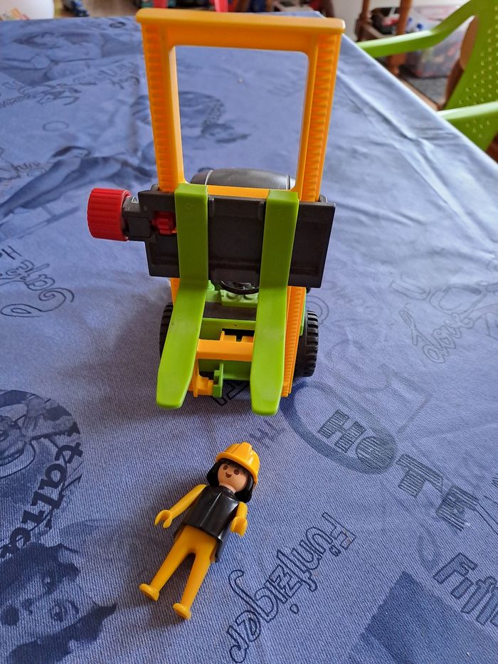 Playmobil 71528 Chariot élévateur - photo numéro 2