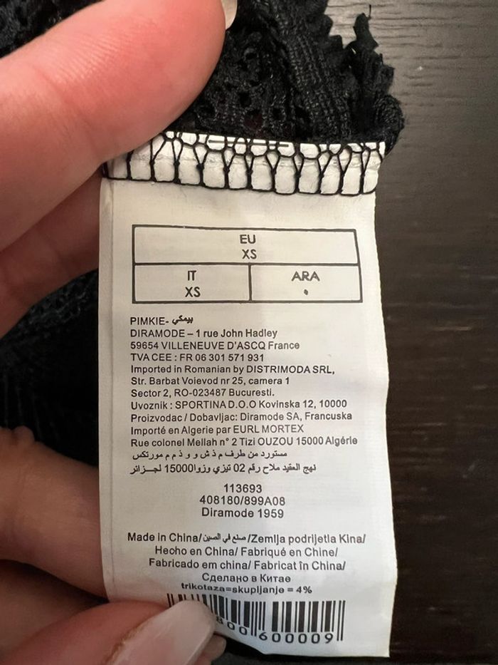 Magnifique haut en dentelle ajourée - XS - photo numéro 5