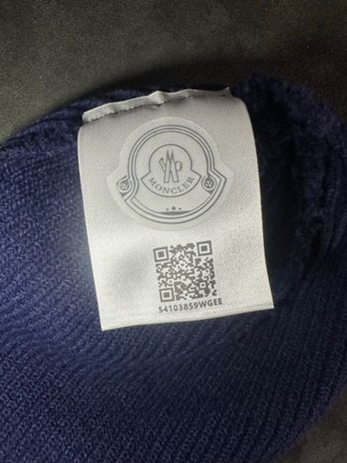 Bonnet Moncler bleu marine en laine – avec étiquette - photo numéro 6