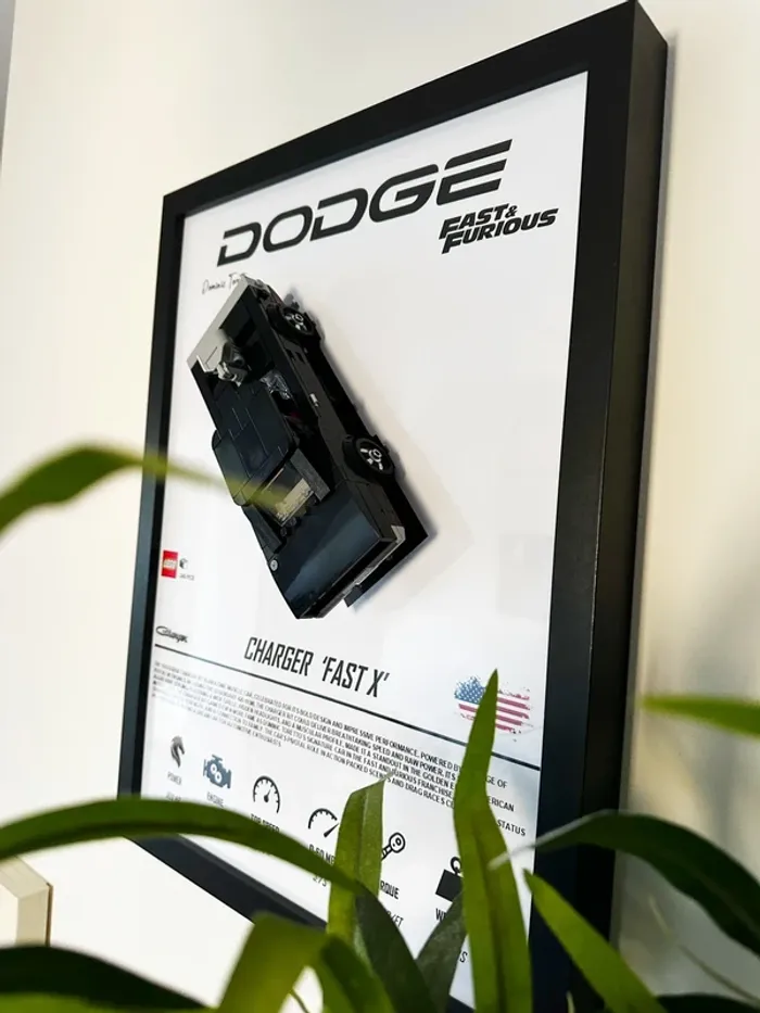 Cadre Lego Dodge Charger Fast X - format 30×40 cm (sans Lego) - photo numéro 4