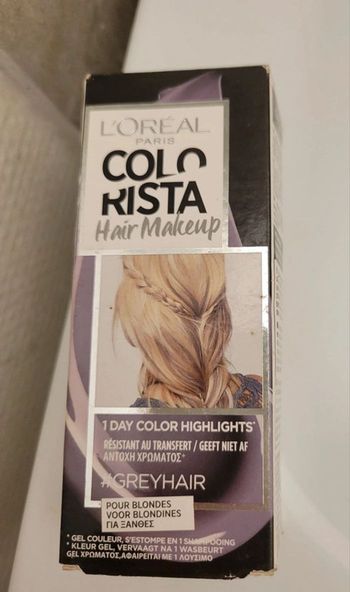 Coloration cheveux gris maquillage