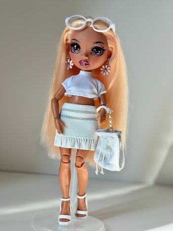 Georgia Rainbow High custom