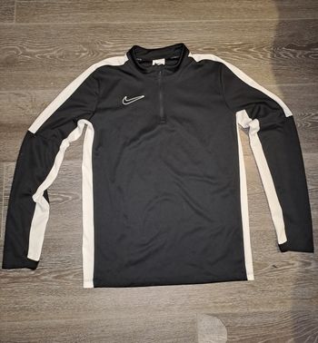 Haut Nike enfant taille L 🖤 sport / training zip