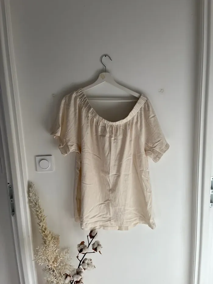 Joli haut, Kiabi, crème - photo numéro 3