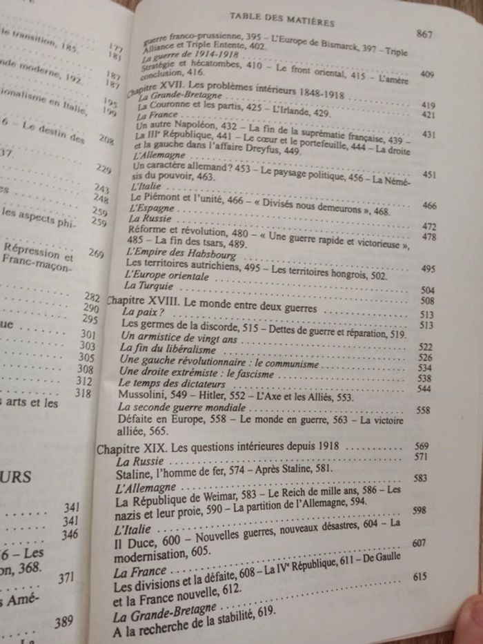 Eugen WEBER 🫧 Une histoire de l'Europe - photo numéro 7