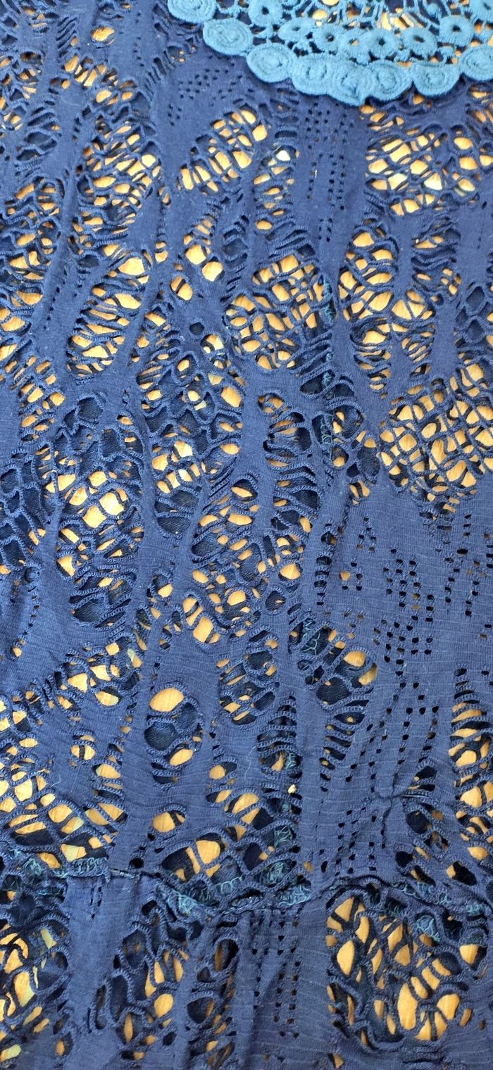 Haut dentelle bleu - photo numéro 2