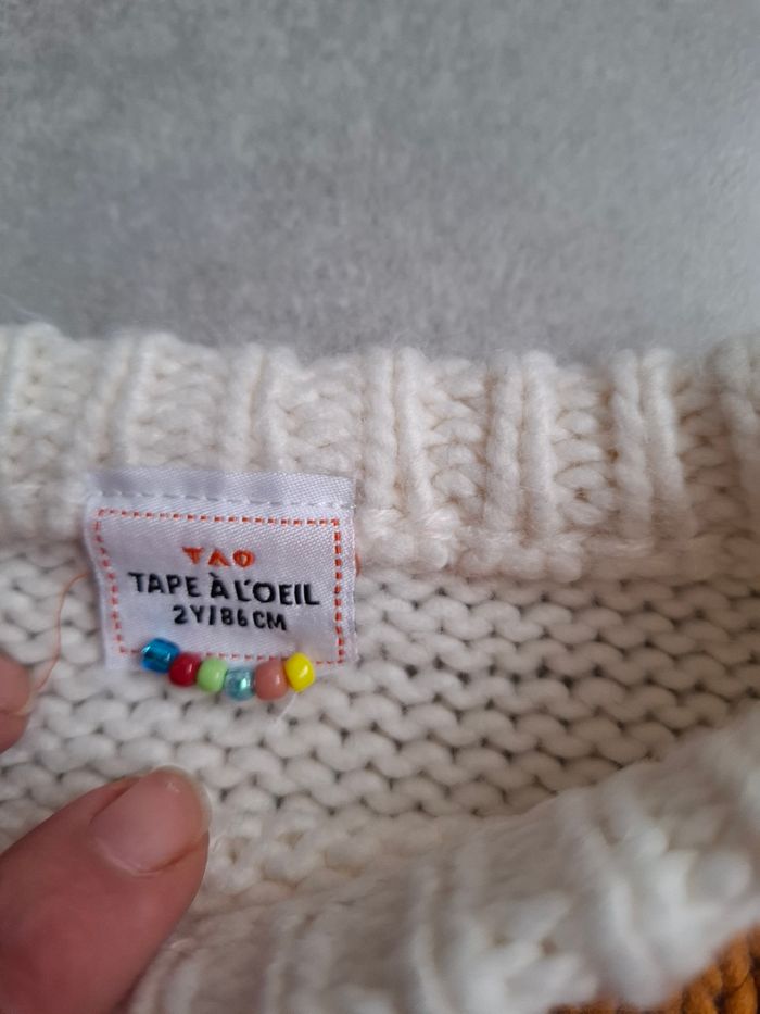 Pull tape à l'oeil 2 ans - photo numéro 2