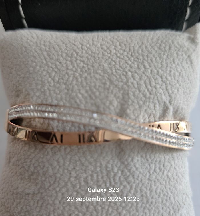 Bracelet Métal Rosé Double Rang – Strass & Chiffres Romains - photo numéro 4