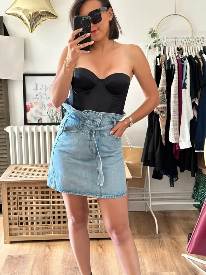 Mini jupe Claudie Pierlot en jean taille 38 - photo numéro 3