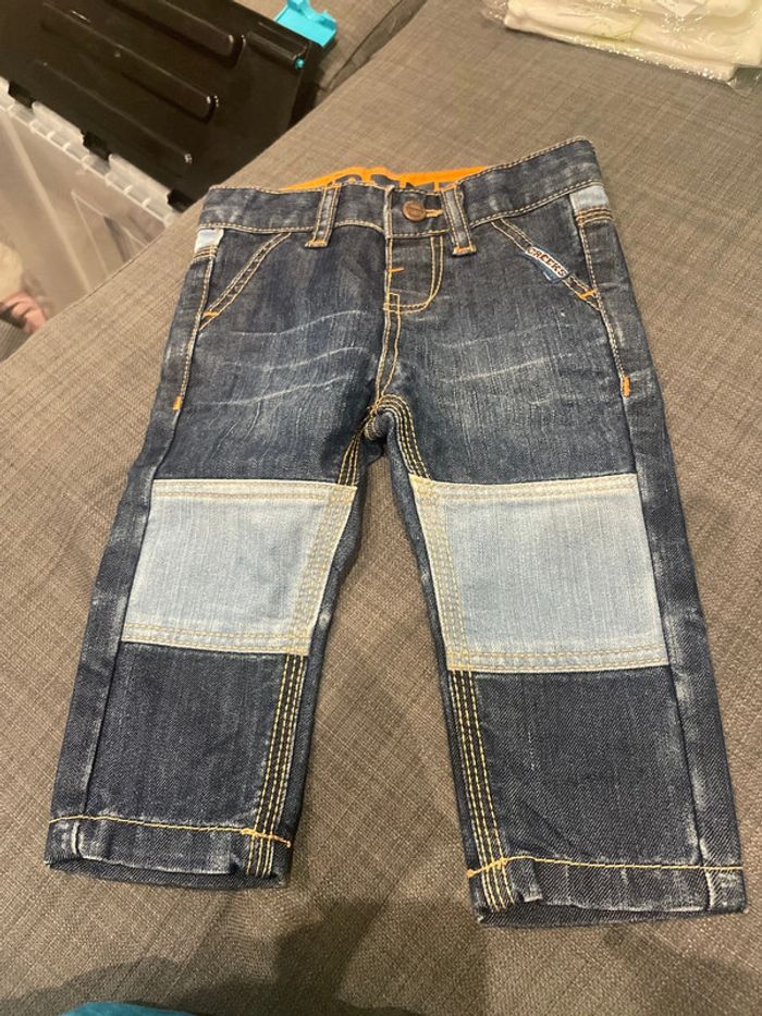 Jeans creeks 6 mois neuf