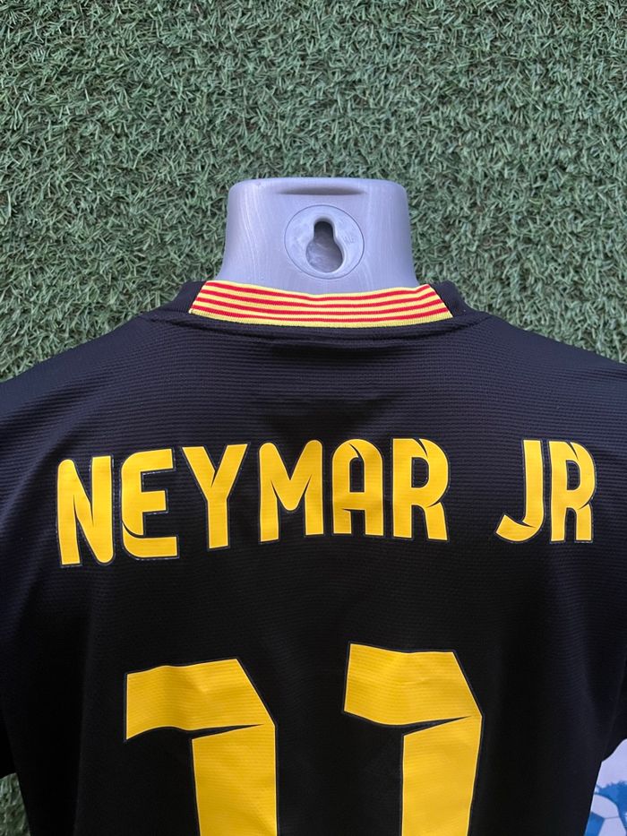 Maillot Neymar Barcelone - photo numéro 2