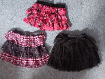 Lot de 3 Belles Jupes Fille Taille 10 ans