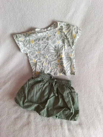 Ensemble tee-shirt/jupe gémo 6 mois