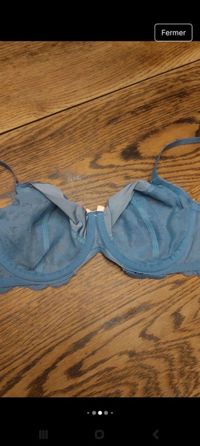 Soutien gorge bleu/rose Hunkemöller fr 85E - photo numéro 5