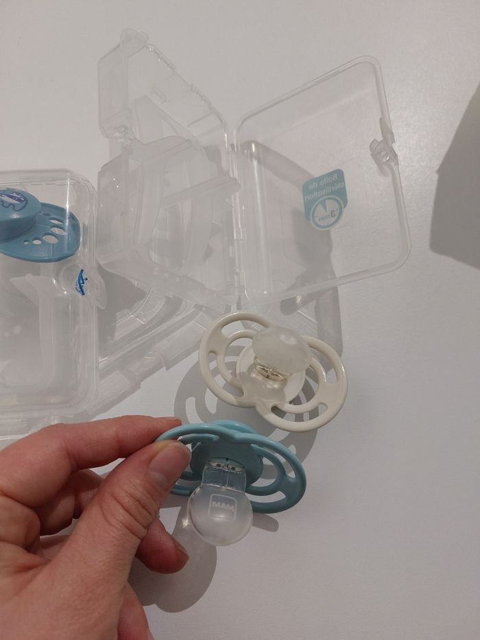 Sucettes mam - photo numéro 2