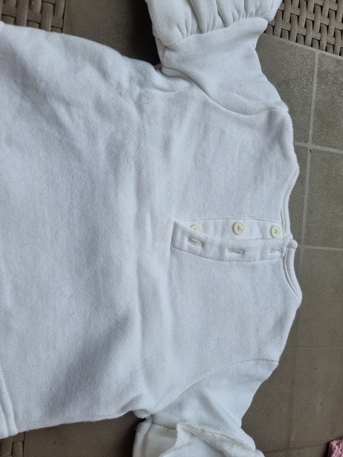 Sweat fille 9 mois - photo numéro 2