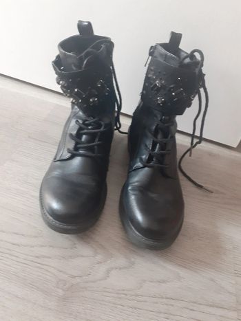Boots noires 36 clous sequin